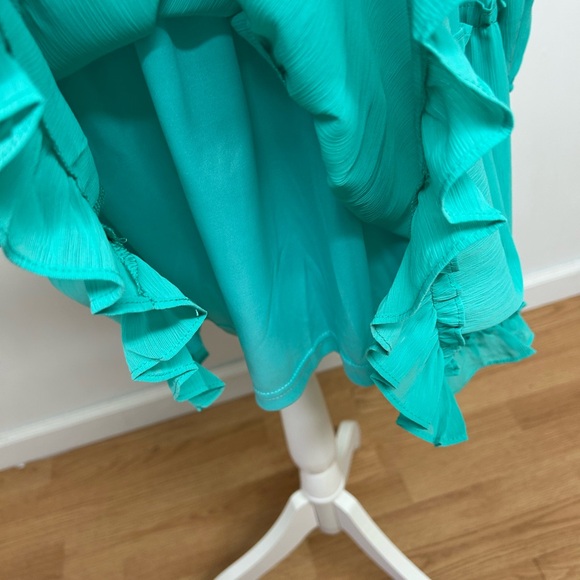 SHE&SKY Smocked Long-Sleeve Tiered Dress in turquoise Size M - Picture 6 of 6
